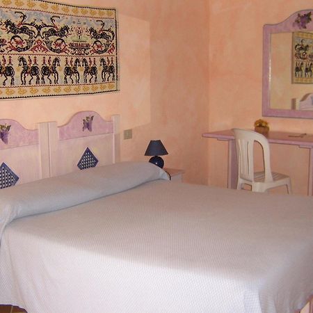 Hotel Turismo Rurale Montitundu Portisco Kültér fotó